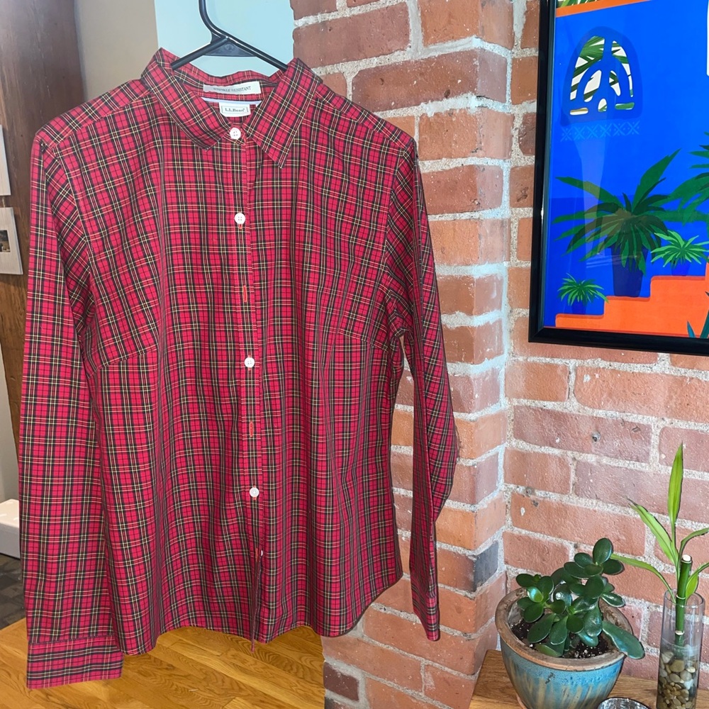 LL Bean Wrinkle Free Shirt